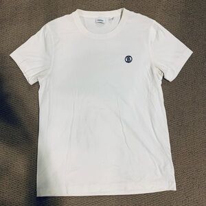 White Burberry t-shirt